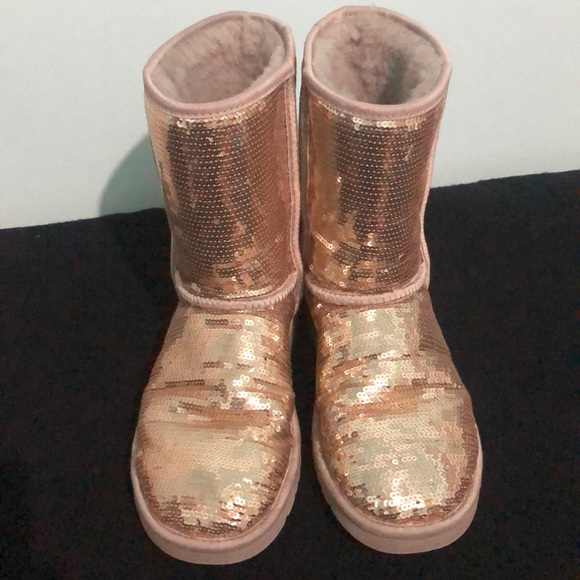 UGG Gold Sequined Classic Short Boot Sz 9 - Picture 3 of 8